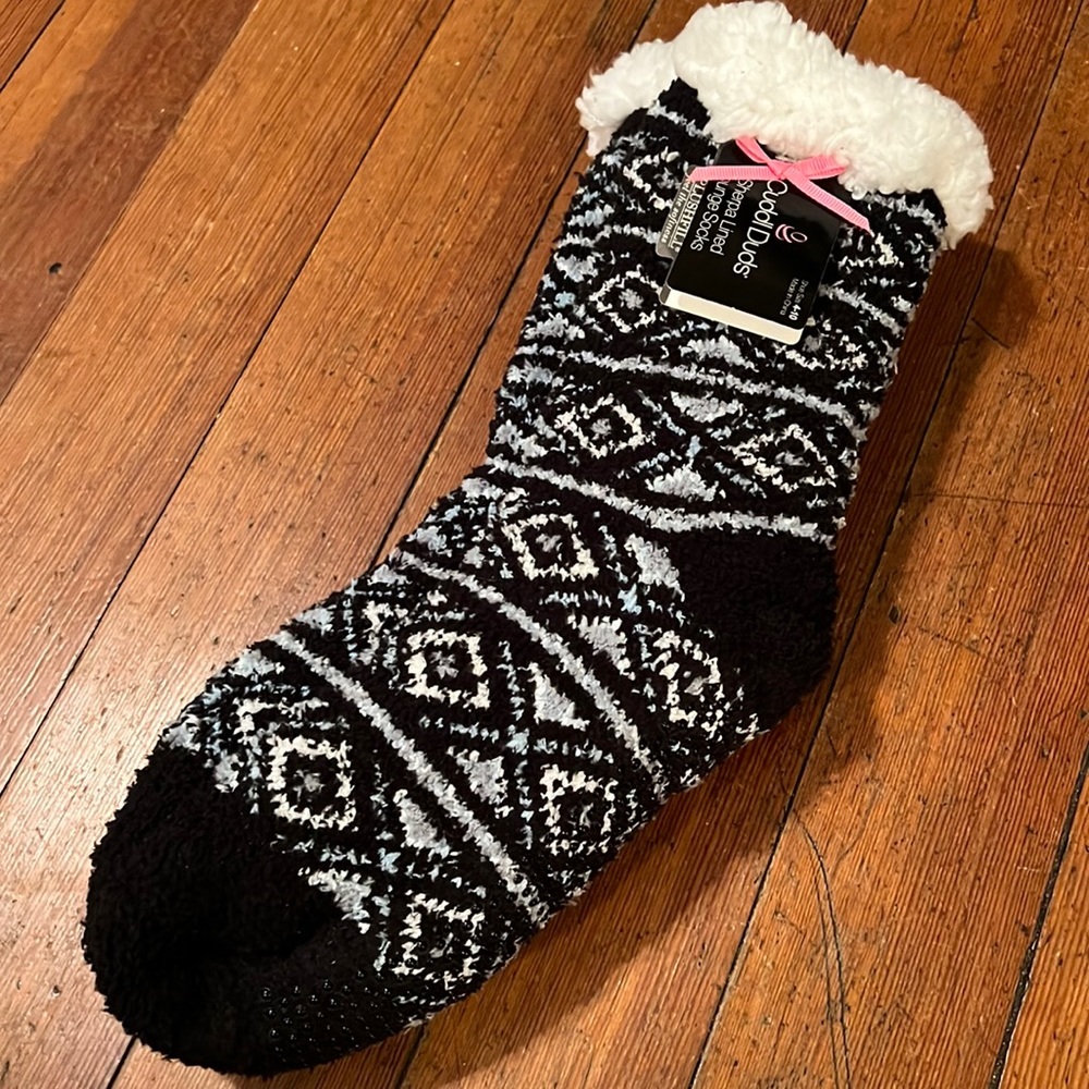 Cuddl Duds ❤️ Sherpa lined slipper socks